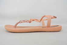 Cargar imagen en el visor de la galería, sandalias-de-mujer
